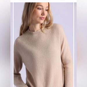 NWT MINNIE ROSE CASHMERE SWEATER